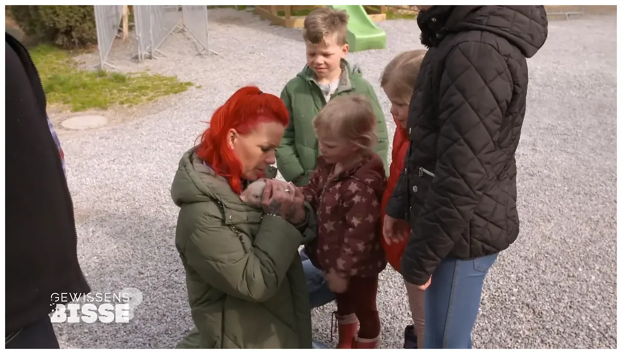 Ex-hsv-star dennis diekmeier krebs bei tochter delani 14 hat in die
