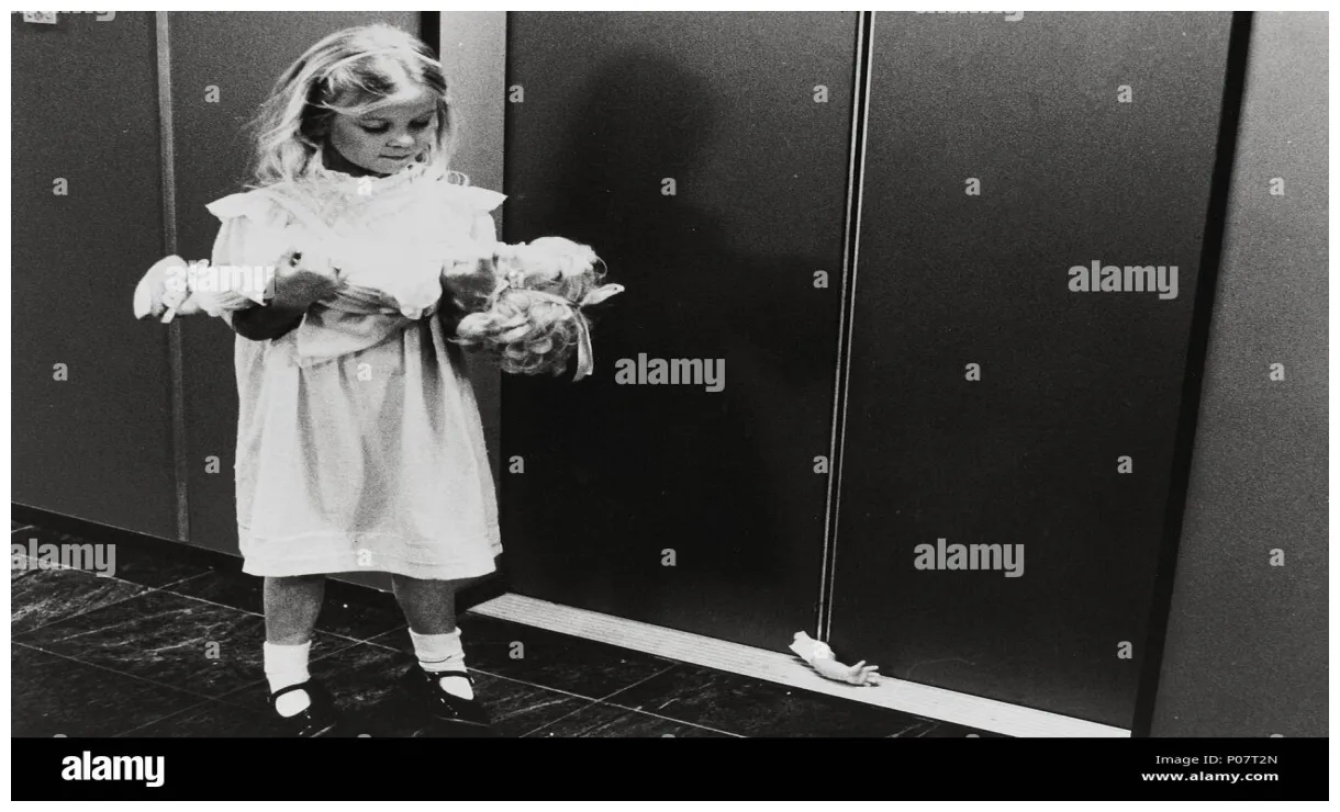 Original Film Title: LIFT, DE. English Title: LIFT, THE. Film Director