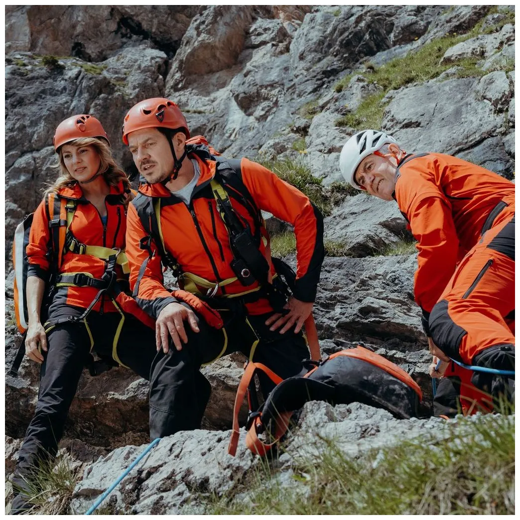 "die bergretter" staffel 17 bringt frischen wind mehr drama, spannung