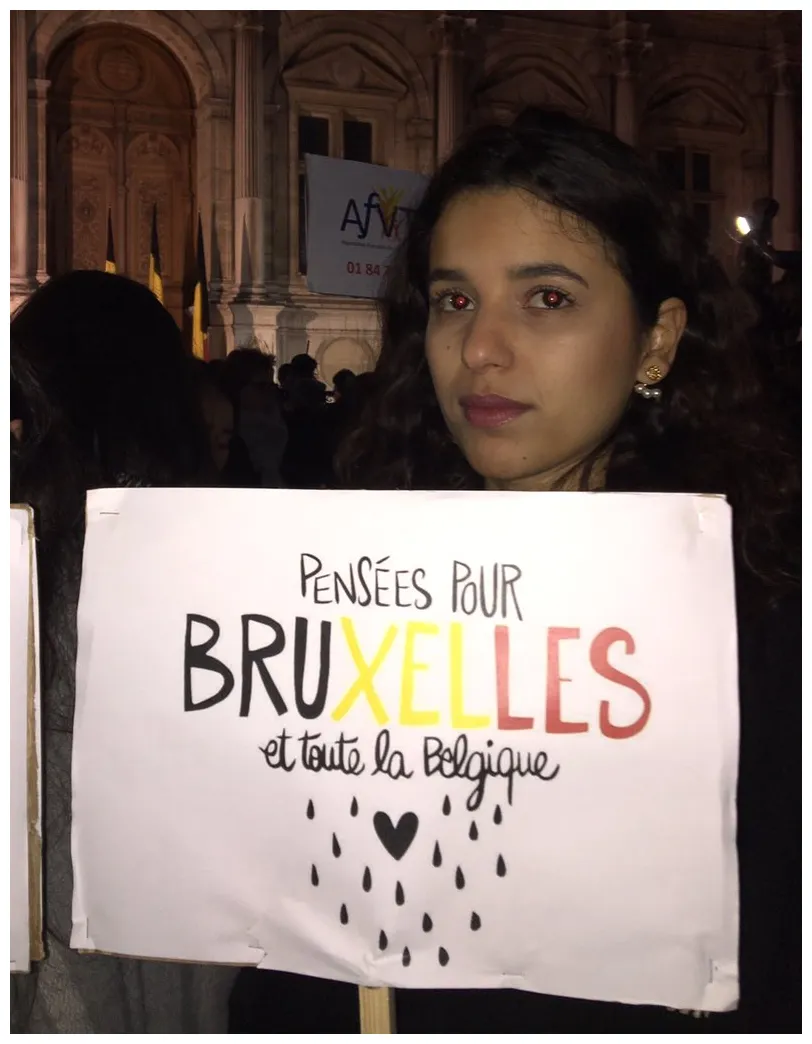 Djamel Mazi on Twitter: "Silence et recueillement sur le parvis de l