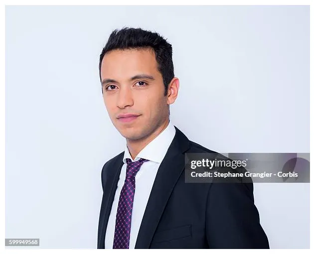 15 Djamel Mazi Photos & High Res Pictures - Getty Images