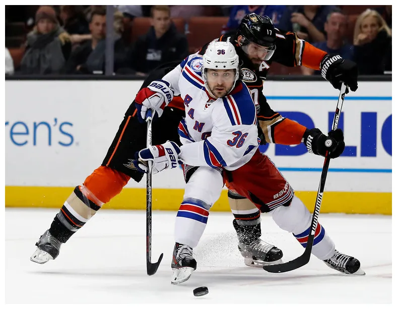 Rangers look to stop laying eggs vs ducks