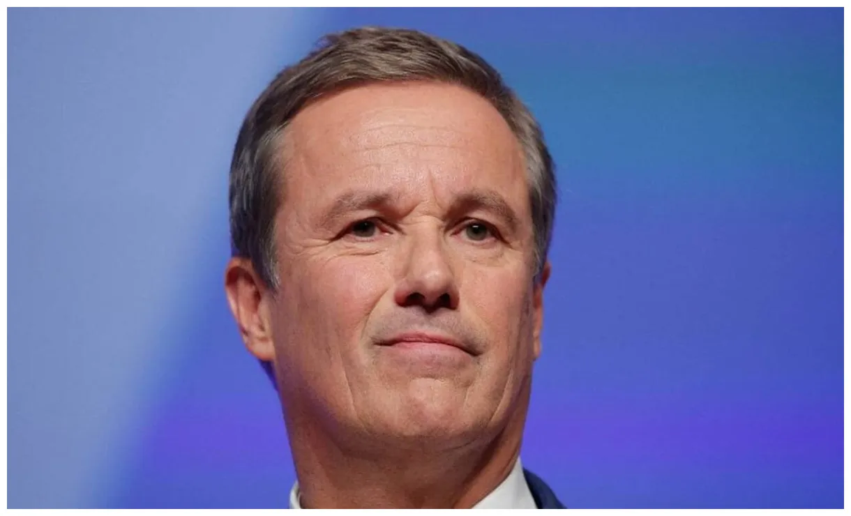 Dupont-aignan va lancer une plateforme participative pour bâtir un