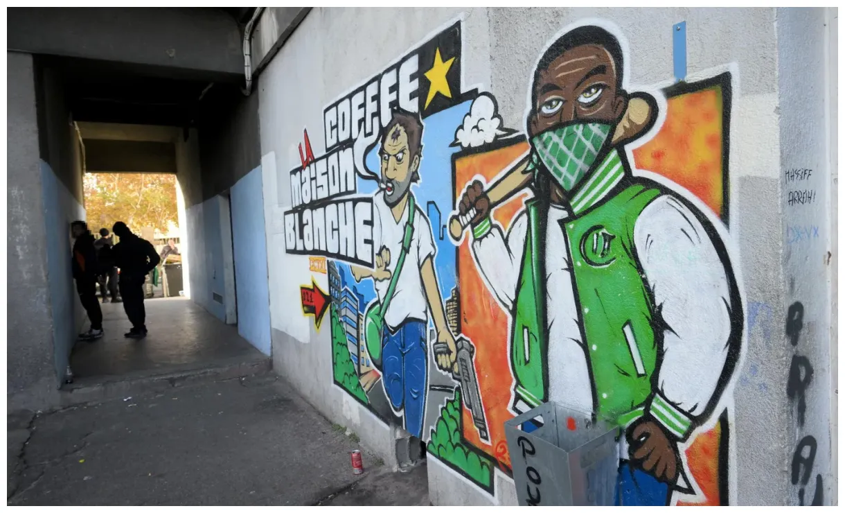 13 membres arrêtés à marseille