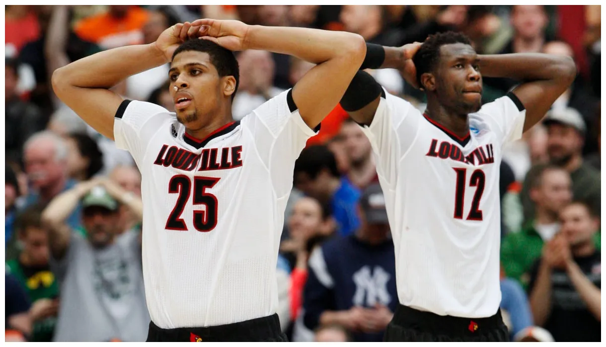 Gallery louisville vs. michigan state basketball