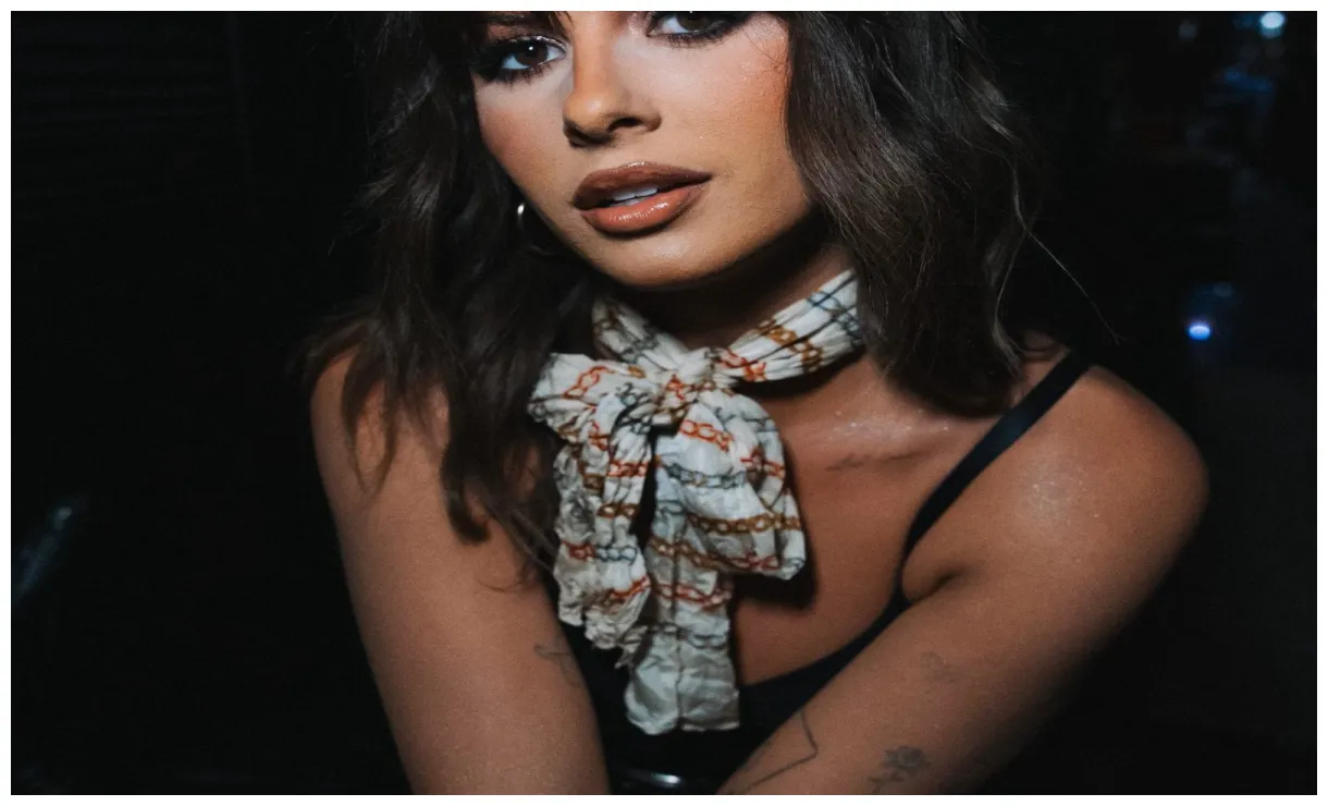 Barefoot country music fest