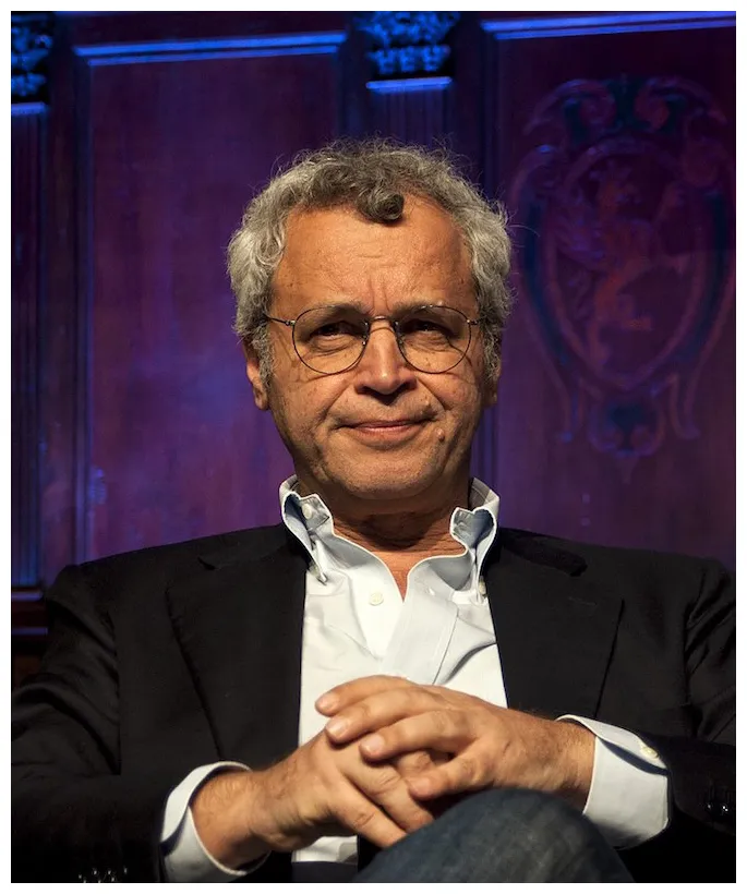 Enrico Mentana - Life in Italy