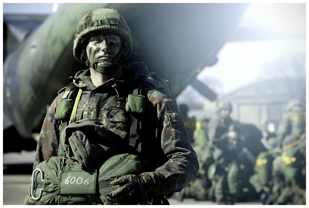 Fallschirmjäger - a photo on Flickriver