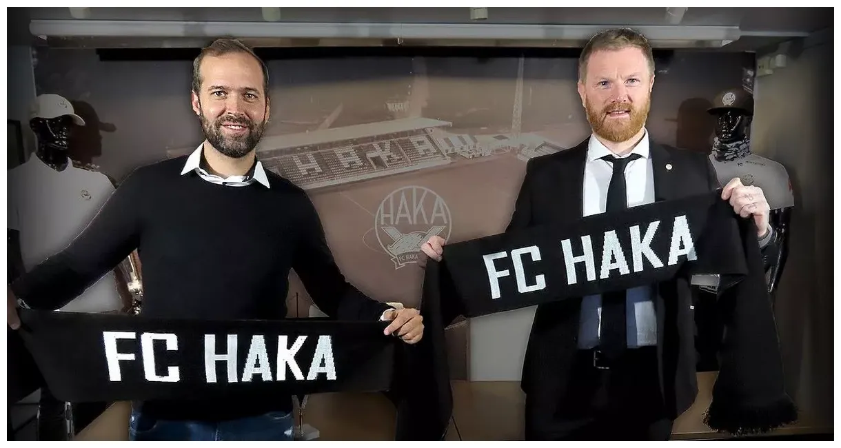 Appoint andy smith as their new head coach belfast live