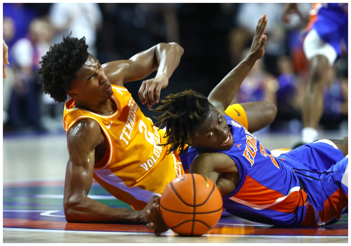 Florida Basketball Defeat Tennessee Volunteers - Sports Illustrated