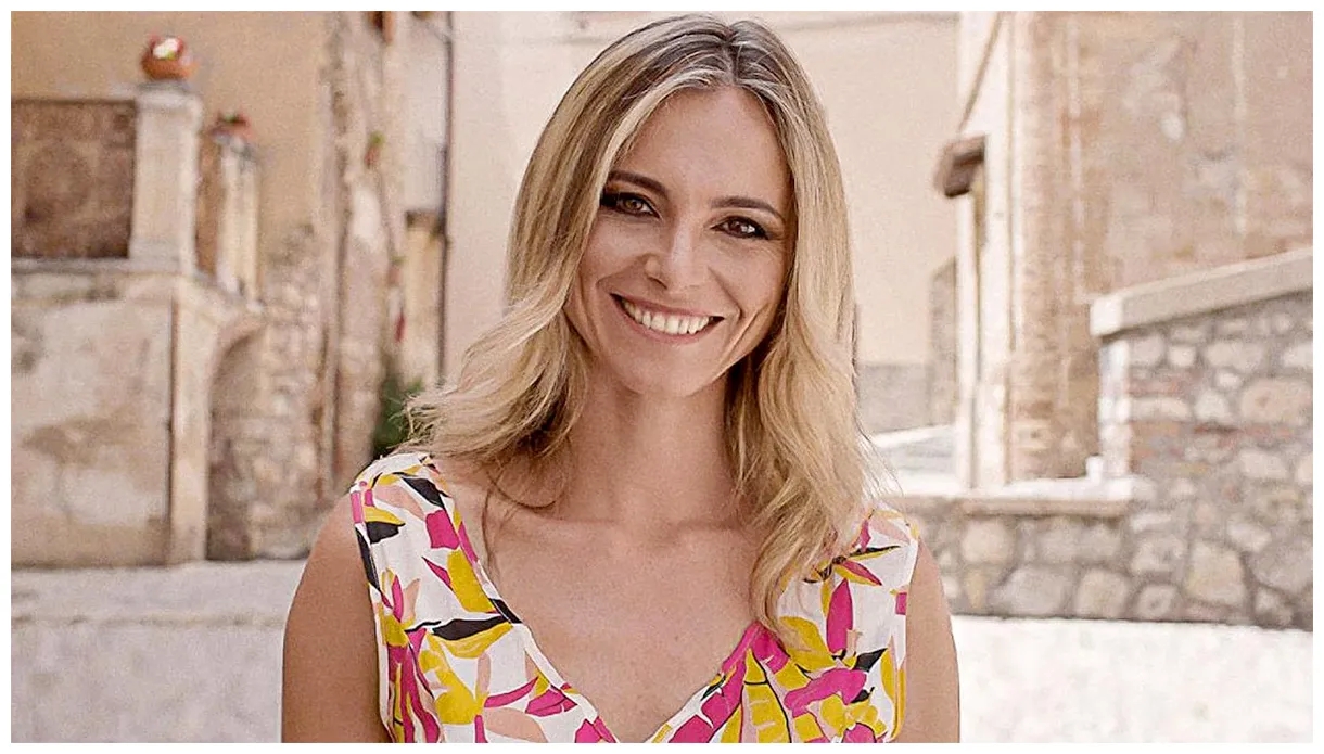 Biografia carriera, foto e vita privata