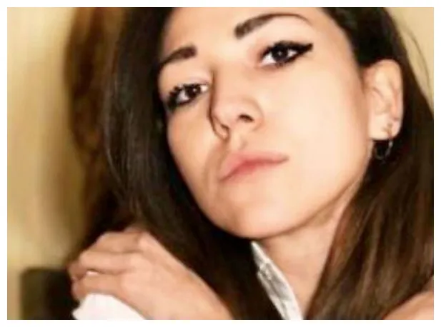 Peso, altezza, età, data-luogo di nascita, figli