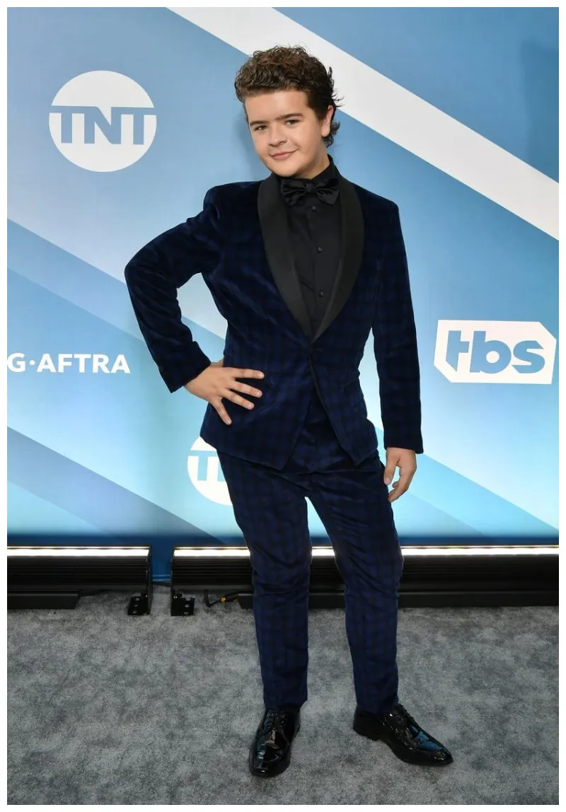 Biography, height, weight, age, movies, wife, family