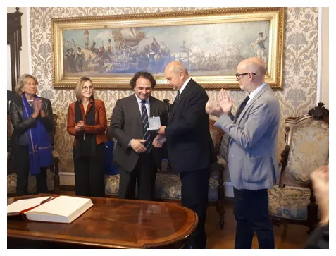 Comuni trieste, sigillo città a prof. friuli v. g