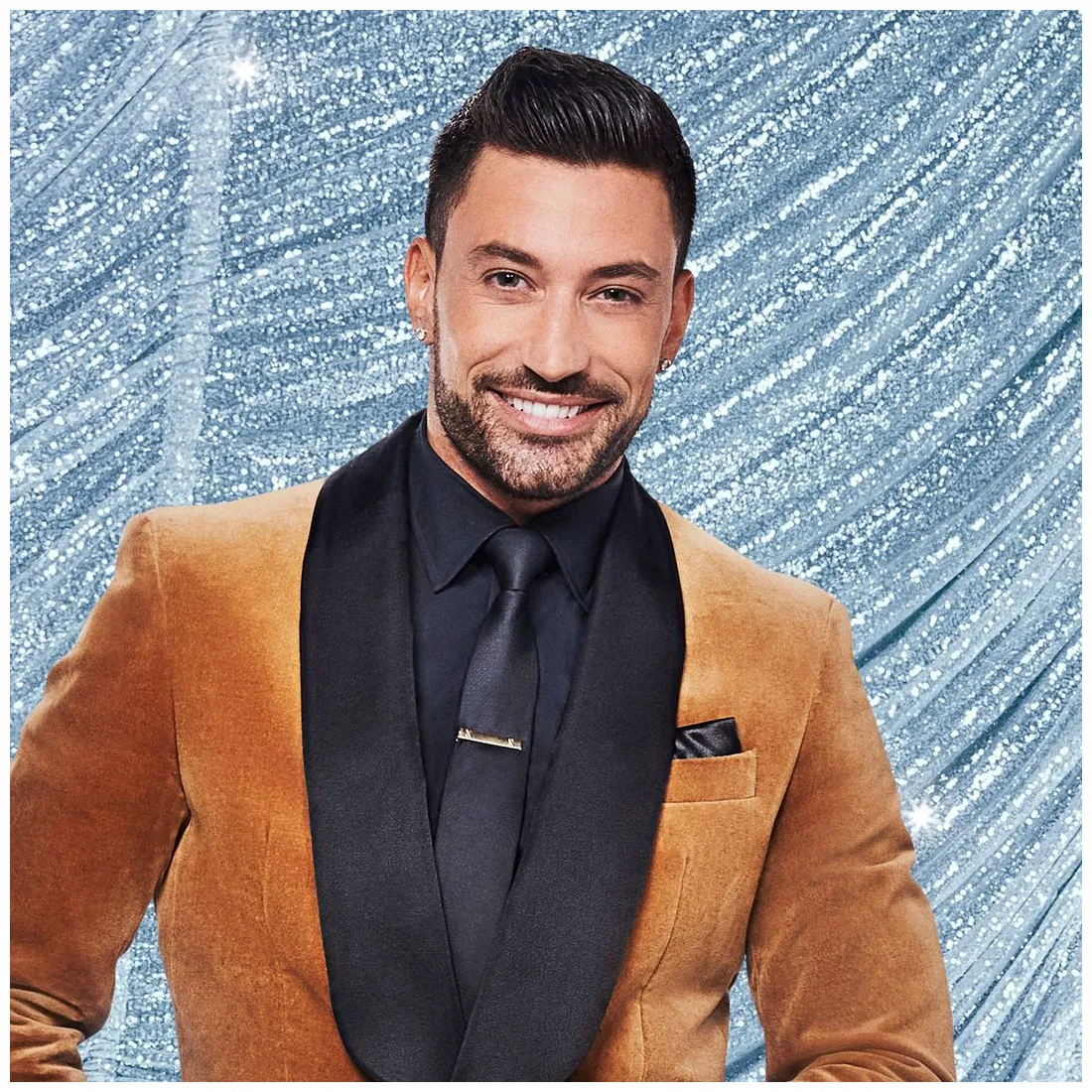 Latest news, pictures & videos hello!