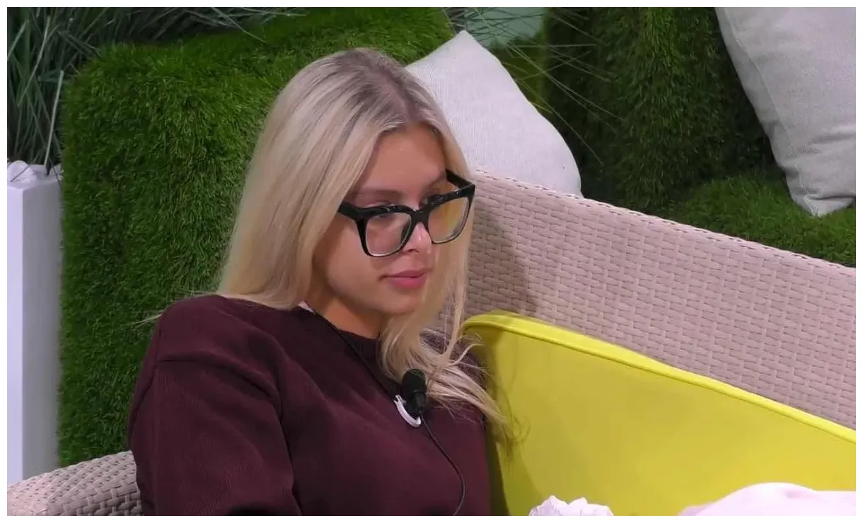 Grande fratello, giulia ci ricasca e viene richiamata dagli autori