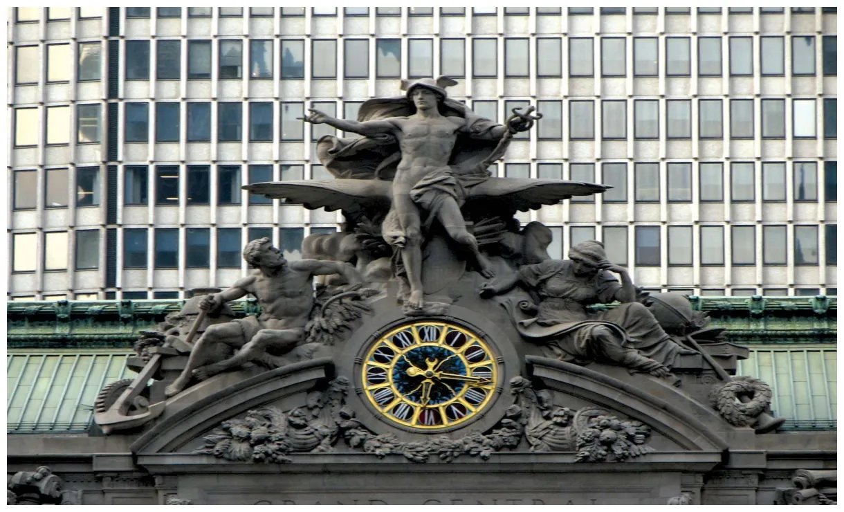 Station history, clock, & ceiling britannica