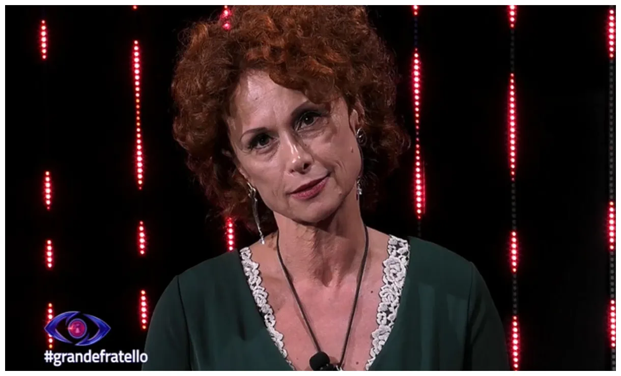 "beatrice luzzi torna ufficialmente al " lo scoop