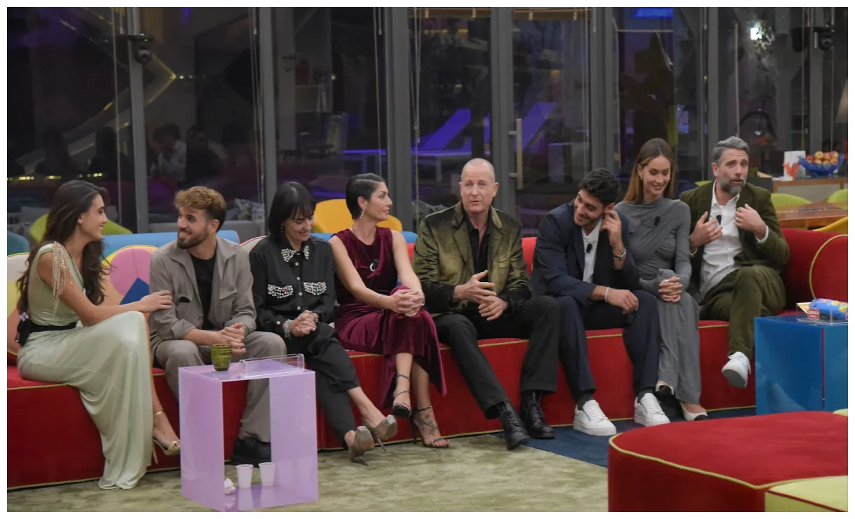 La puntata del 2 dicembre in streaming mediaset infinity