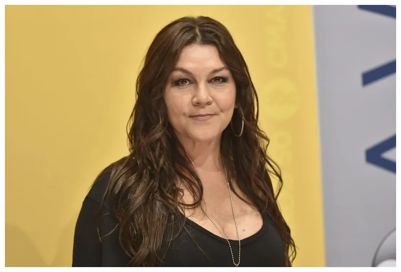 Biography, age, wiki, height, weight, boyfriend, family