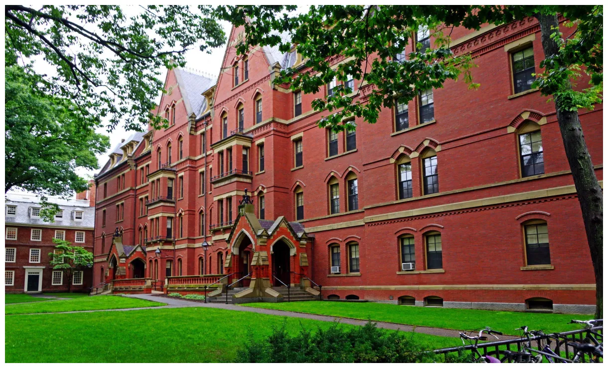 University s top free university s