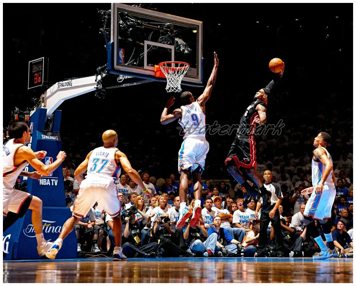 Lebron James Dunk Heat Vs Bulls Heat's LeBron James Adds Fire To