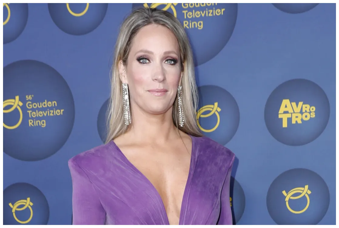 Foto's dit is de veel oudere vriend van… vrouwenvoetbalnieuws