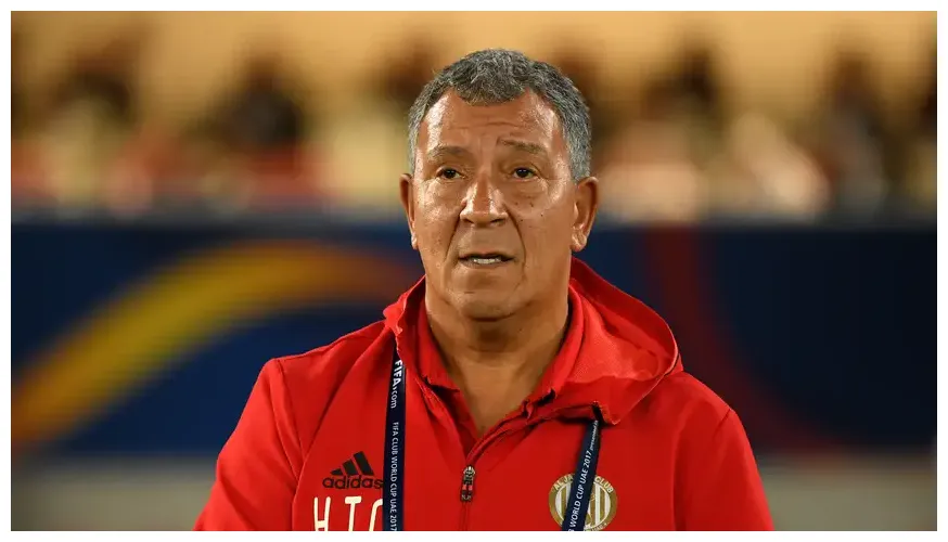 Aangesteld als assistent-bondcoach natio ten cate wordt
