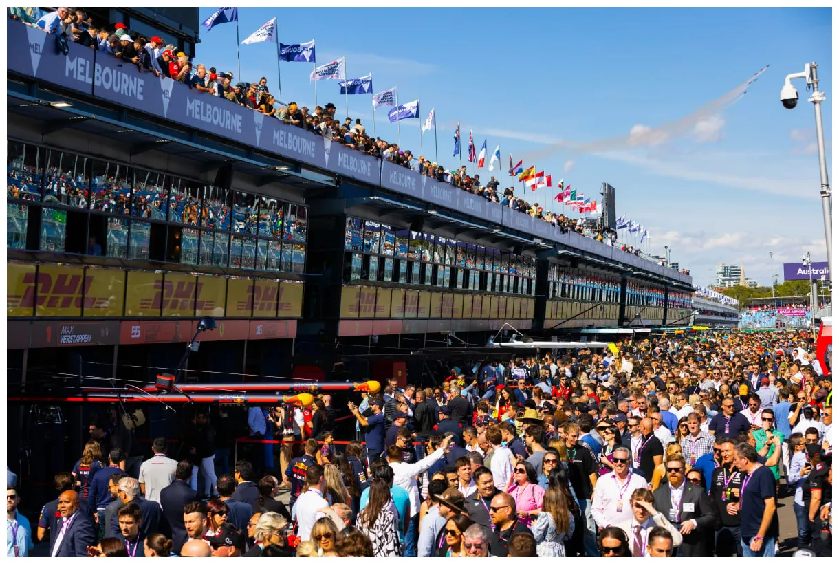 Hoe laat begint het formule 1 grand prix-weekend in australië? gpfans