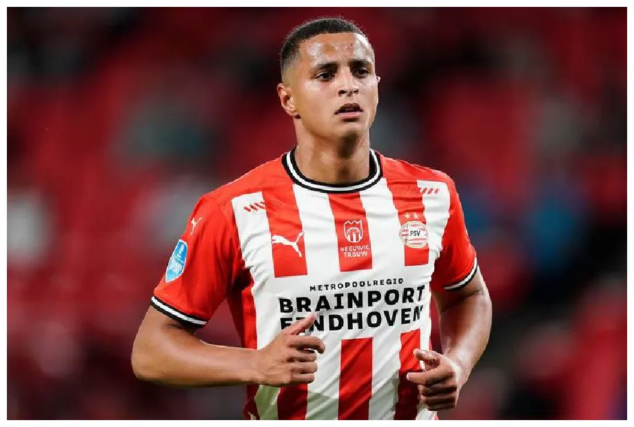 Mohamed pense à arrêter le foot africafoot