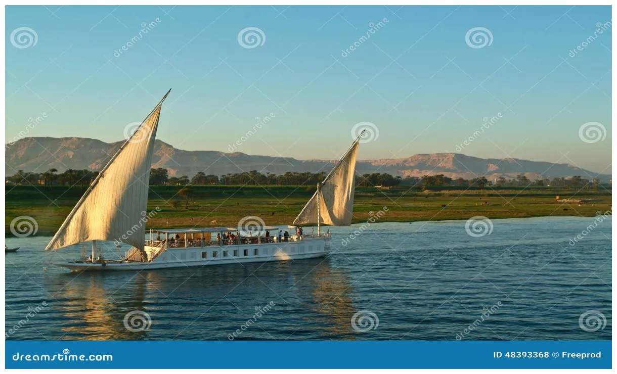 L'egitto, nile valley, nave da crociera sul nilo fotografia stock
