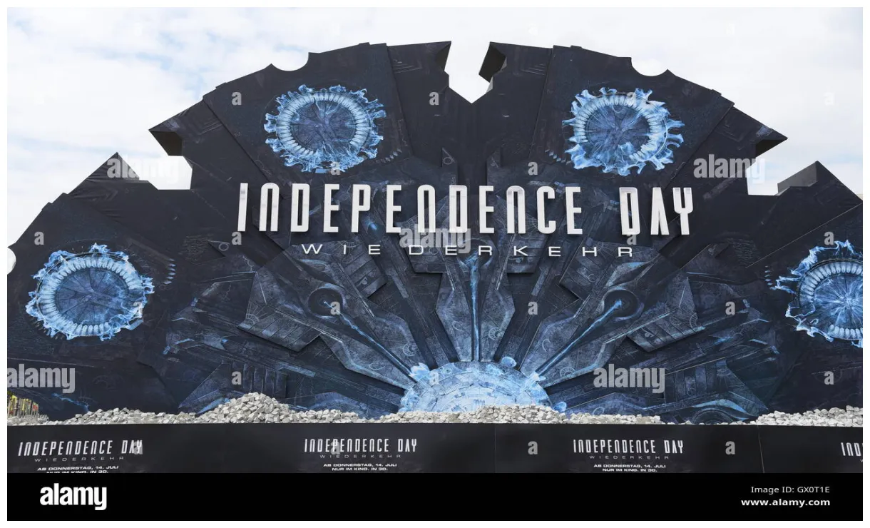 The cast of 'independence day wiederkehr resurgence ' promoting their