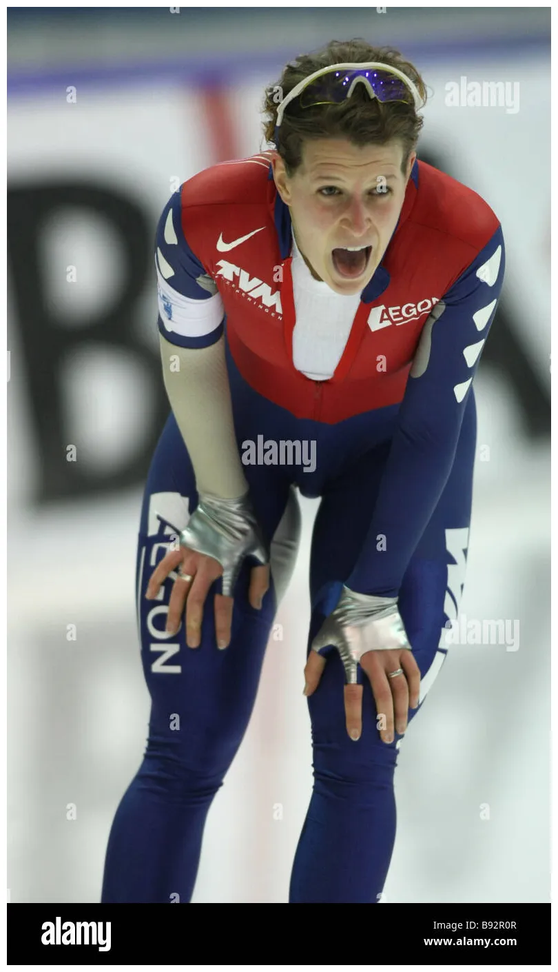 The neterlands took 2nd place in the 3000 meters event at