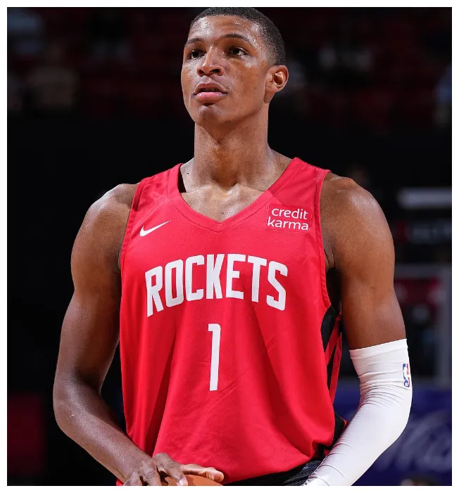 's viral his girlfriend name, who is saintkenni