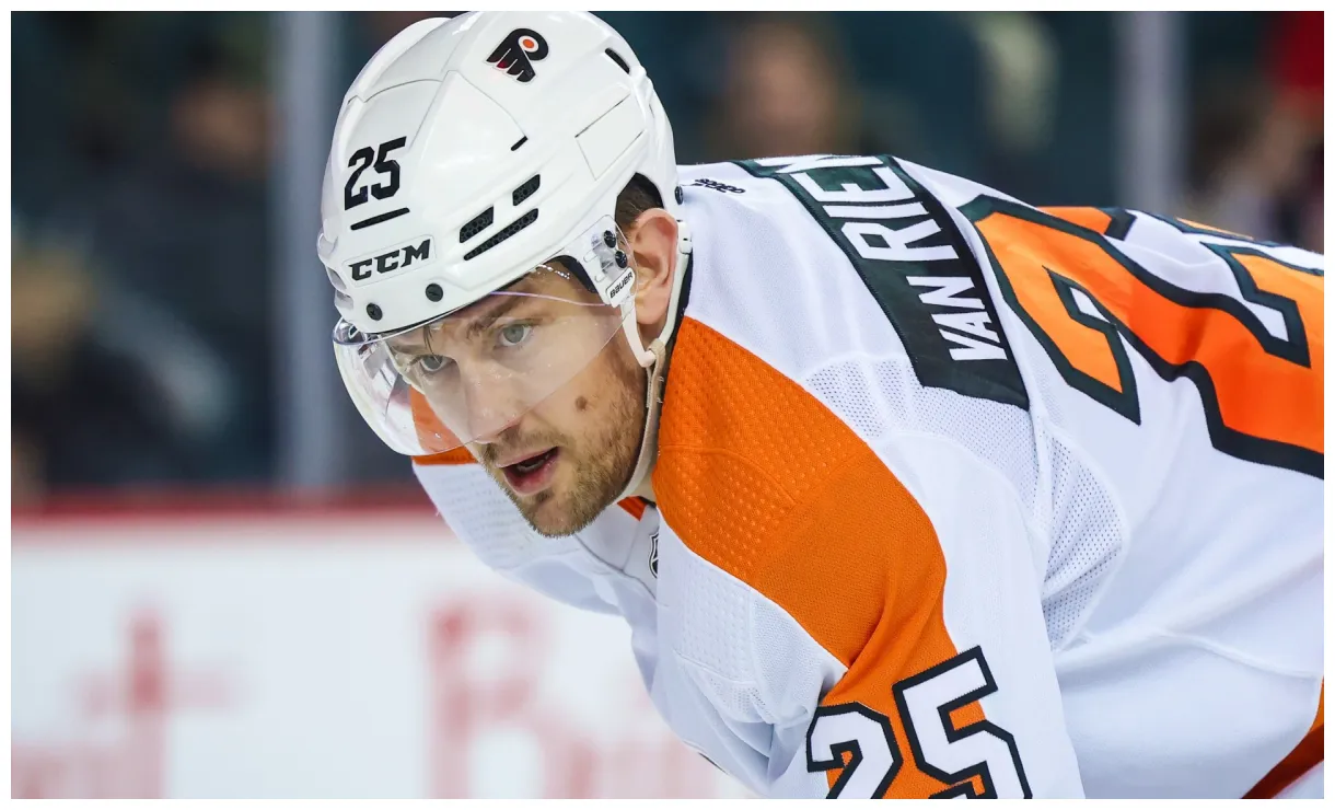 Bruins' James van Riemsdyk Looks To Instill Veteran Leadership