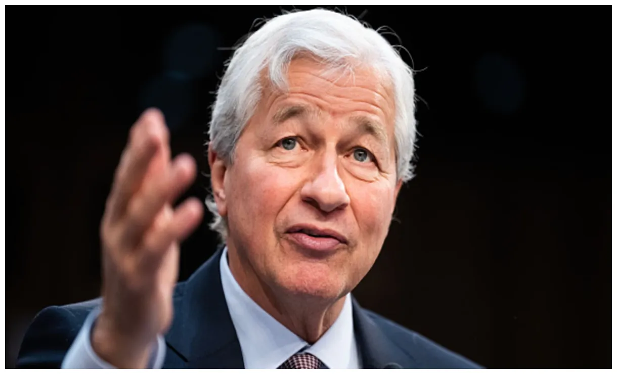 107344054-1701883163119-getty s-1827753774-senate_banking_598