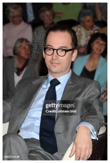 37 s & high res pictures getty s