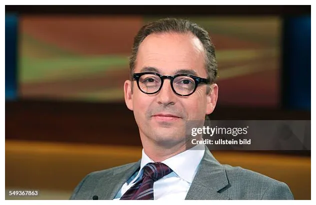 13 s & high res pictures getty s