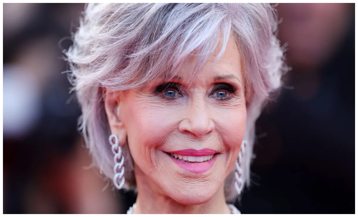 Ditched the signature blowout she's been wearing for decades