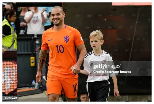 Sneijder kuyt s and premium high res pictures getty s