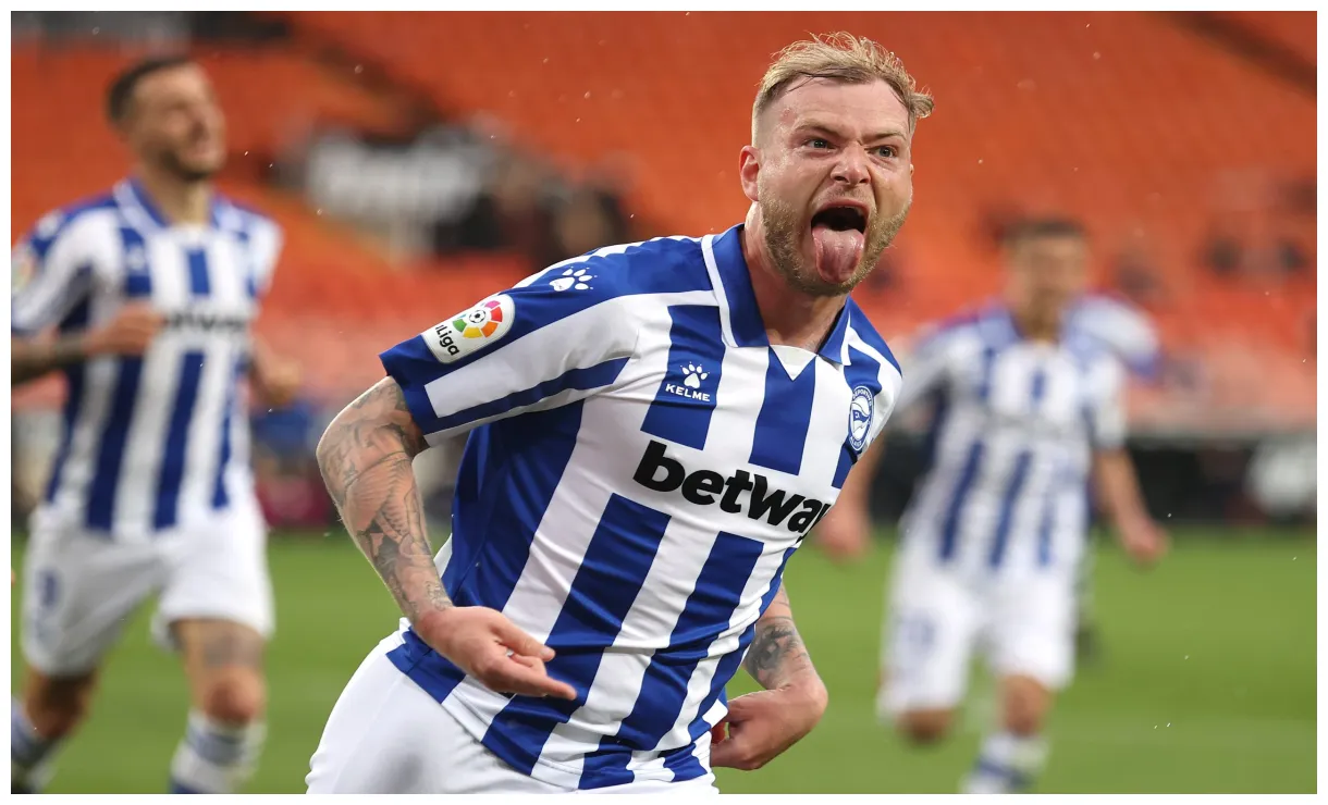 Net worth wiki, age, weight and height, relationships