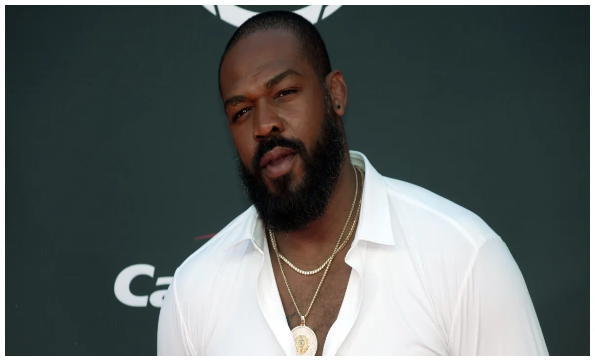 Reacts to new stipe miocic training footage