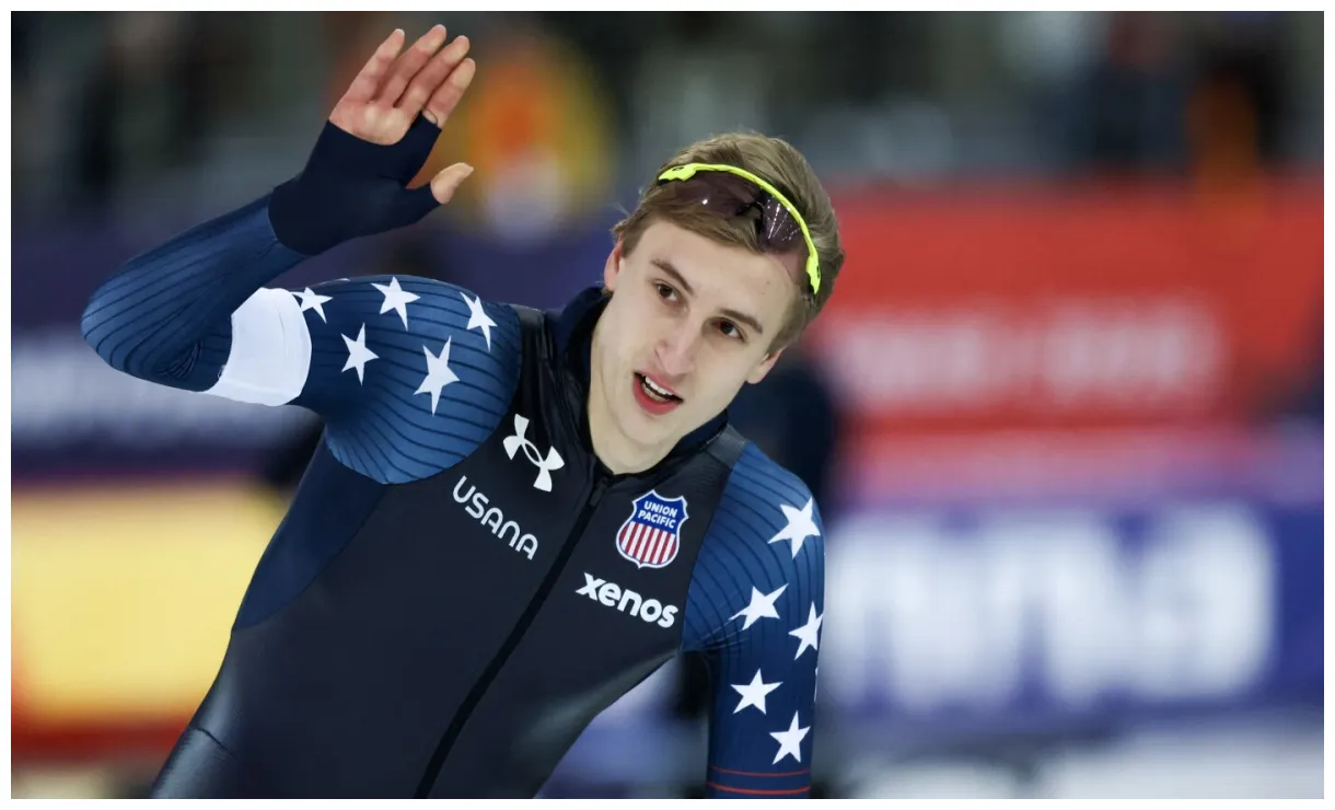 Takes bronze at speed skating worlds in tight 1000m with
