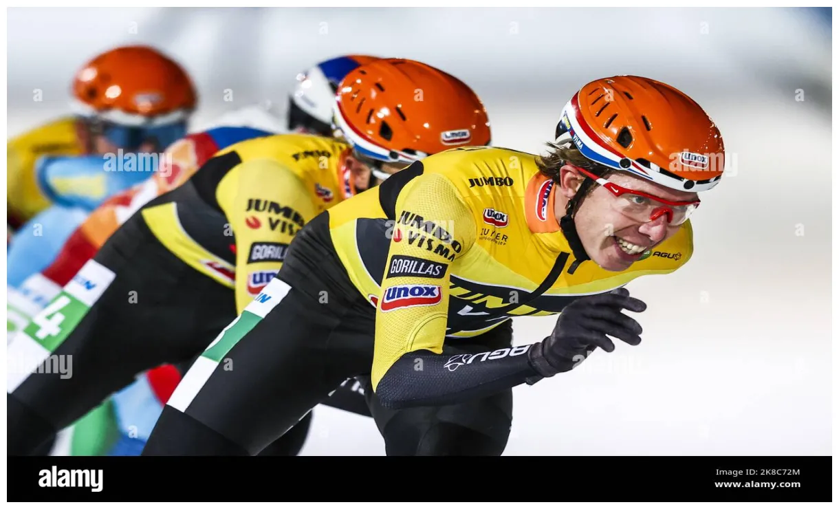 2022-10-22 20 53 46 amsterdam in action during the