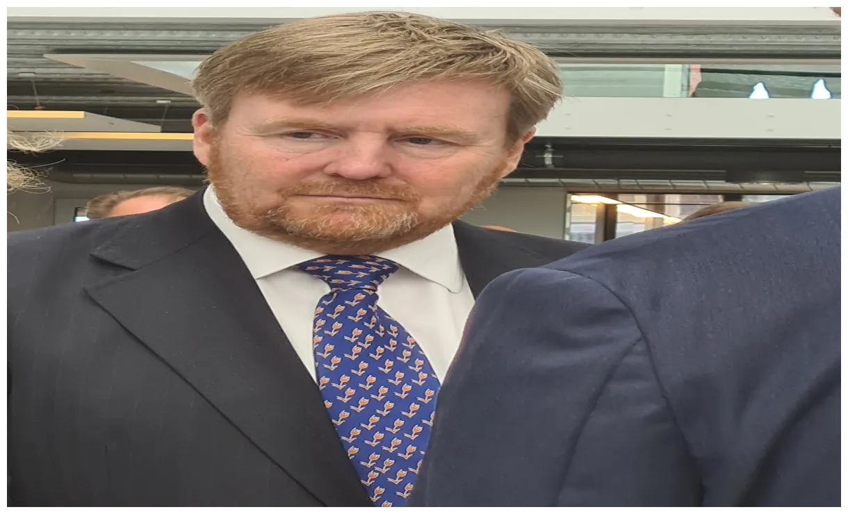 Onstuimig koninklijk bezoek aan de bollenstreek