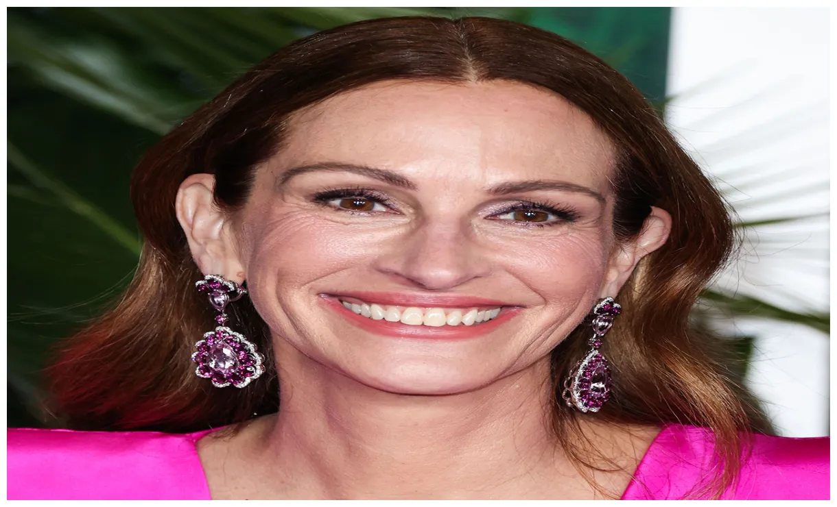 Haar 2024 stopping by to wish you all a merry christmas!