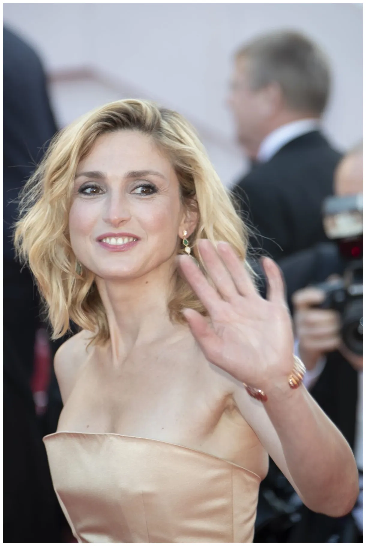 At ash is purest white premiere at cannes film festival 05