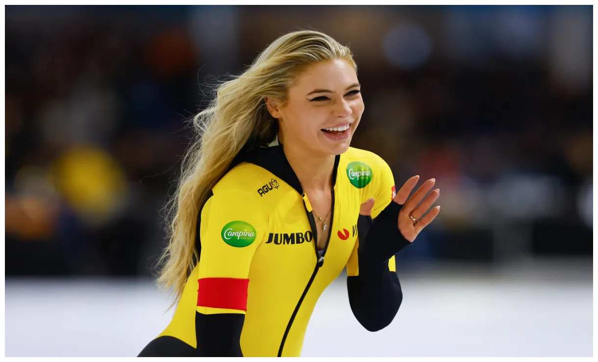 Toont haar nieuwe kunstje en bzv-milou stelt zich