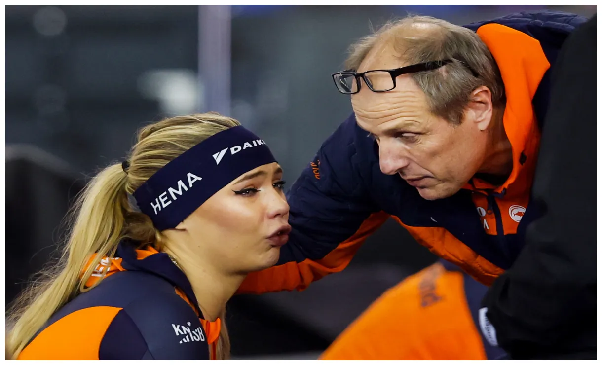 Doorbreekt radiostilte in tranen na mislopen wk-goud