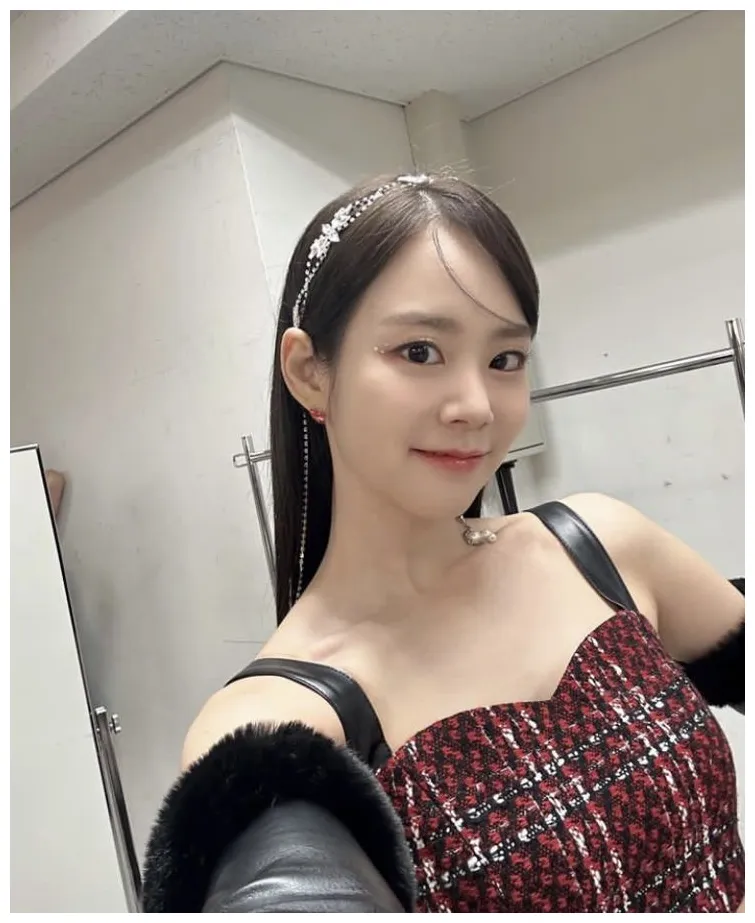 Pin by juonpluto 𓆩♡𓆪 on kara⋆｡‧˚ʚ🍓ɞ˚ kara, kpop girls, kpop girl groups